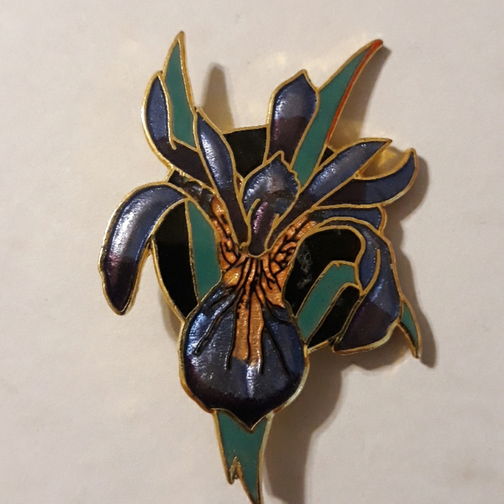 Lily Brooch